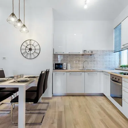Central Suite Rijeka *