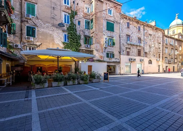 Central Suite Rijeka *